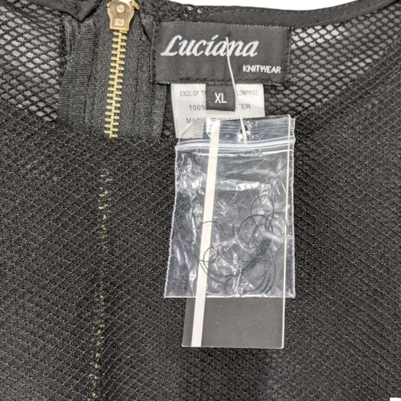 NWT Luciana Knitwear Boutique Mesh Semi Sheer Knit Floral Applique Top sz XL - Picture 4 of 4